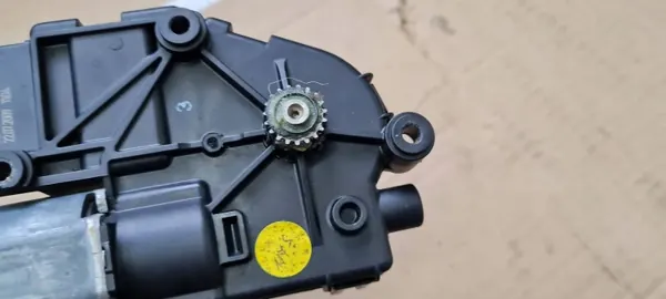 Audi Q5 8R Schiebedachmotor OEM 8R0877041A image 10