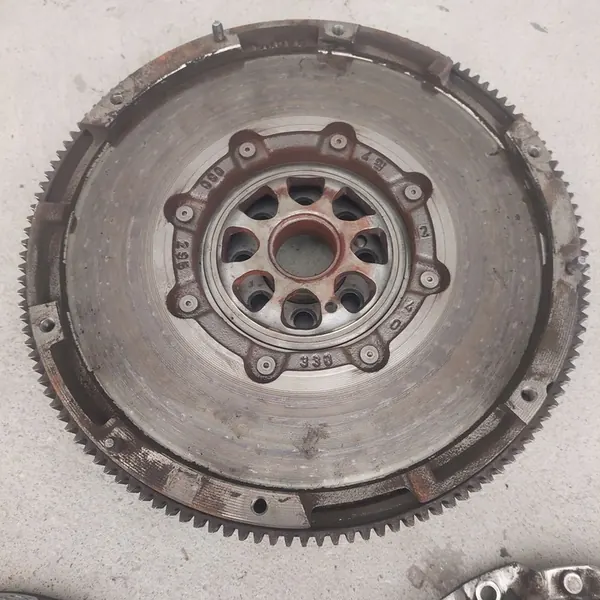 GOLF VII GTI 2.0 FSI Volante Duplo 06J105266AL image 2