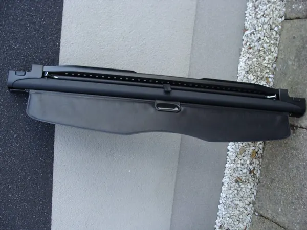 Rouleau de coffre BMW OE OEM ROLETA BAGAŻNIKA image 2