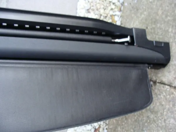 Rouleau de coffre BMW OE OEM ROLETA BAGAŻNIKA image 4