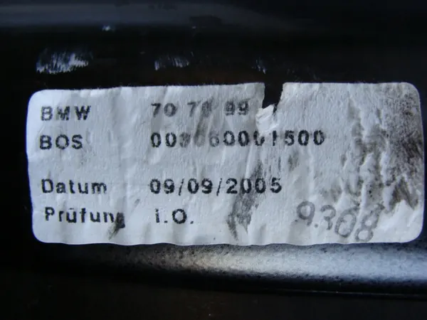 Rouleau de coffre BMW OE OEM ROLETA BAGAŻNIKA image 6