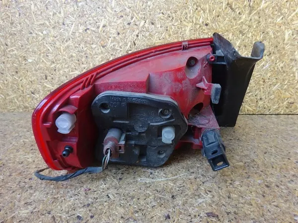 AUDI A4 B8 8K Sedán Lámpara Trasera Derecha LED 8K5945096B image 2