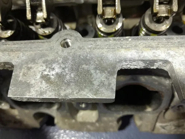 Cabeza de motor SKODA RAPID 1.2 TSI 04E103064L image 8