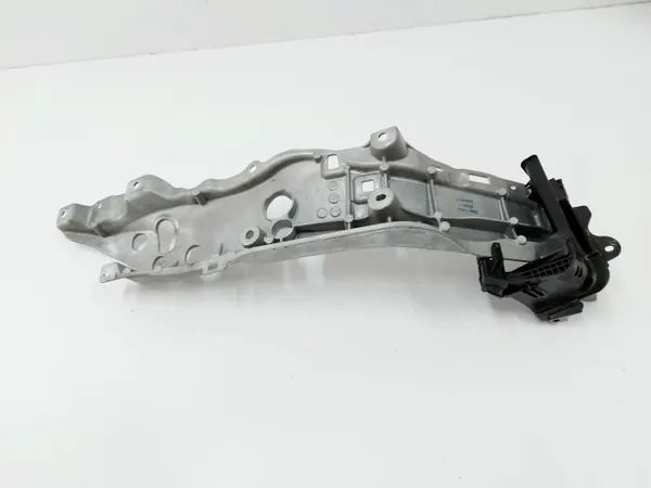 OEM A2386400600 Renfort d'aile arrière droit image 5