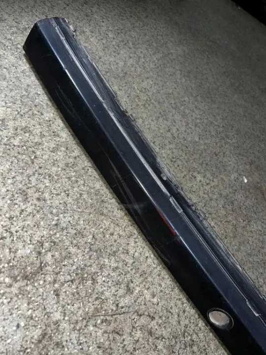 OEM 8125413 Bumperstrip Achterzijde voor BMW E38 image 4