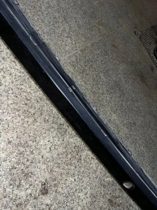 OEM 8125413 Bumperstrip Achterzijde voor BMW E38 image 7