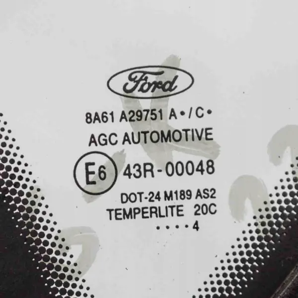 Linke Heckscheibe Ford Fiesta VI OEM 8A61A29751 image 4