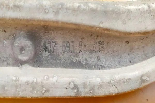 Braccio di Controllo Anteriore AUDI A6 4F0407693H image 2