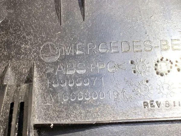 Luvas passageiro OEM A1666800191 Mercedes W166 SUV image 7