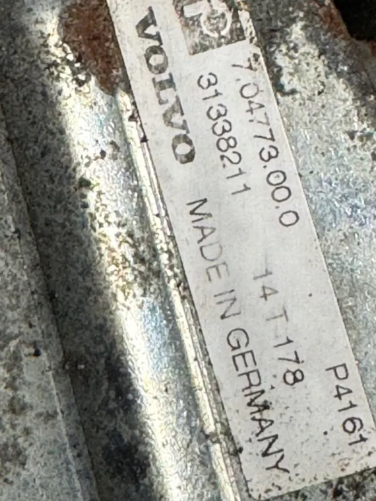Pompe à eau Volvo OEM 251086 pour moteur 2.0 D3/D4 image 5