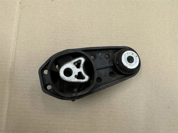 Växellådsfäste OEM R2X1-6P082-AC för Ford Courier image 3