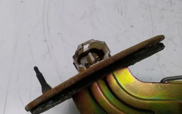 Bränslenivåsensor OEM JUR200445 för Mitsubishi Grandis image 3
