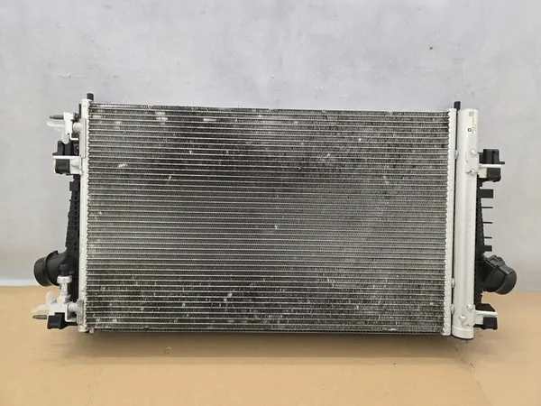 Conjunto completo de radiadores Opel Astra Zafira Insignia 09- OEM image 2