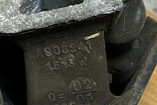 Engine Mount Right MERCEDES-BENZ SPRINTER 3.5-T VAN image 4