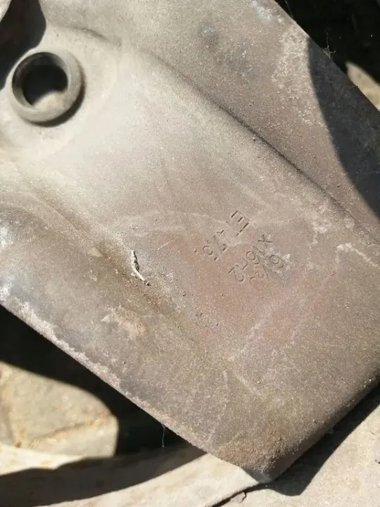 OEM 2160825 Fram höger stötdämparfäste för Ford image 10