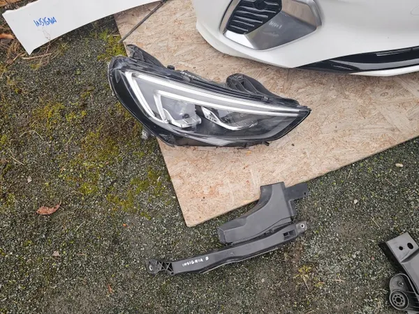OPEL INSIGNIA B Voorbumper, Grille & Koplampen image 6