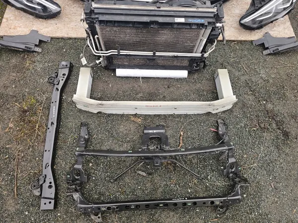 OPEL INSIGNIA B Voorbumper, Grille & Koplampen image 7