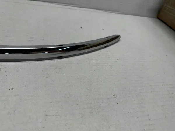 VW GOLF V Puskuri Trim 1K0807243A image 4