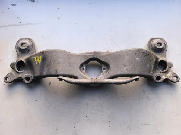 Kiinnitystuki Audi A4 B6 B7 8E0399263AE image 2