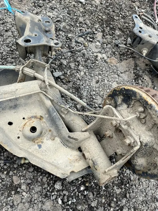 Poutre de suspension arrière OEM pour Renault Captur I 1.5 DCI image 3
