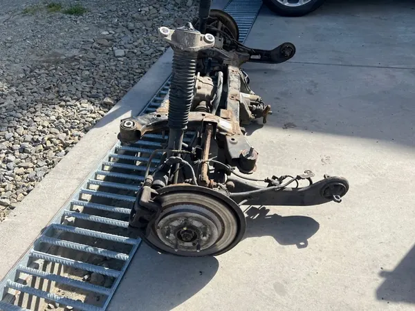 Bakre vänster höger axel Kia Sportage IV AWD 4x4 image 3