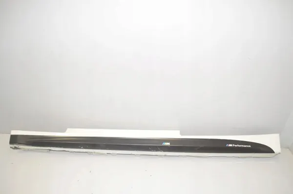 Cobertura de soleira esquerda OEM 51777363395 BMW 4 Coupé image 2
