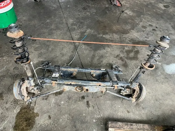 OEM AUST131394 Hinterachsschwinge für Dacia Duster image 2