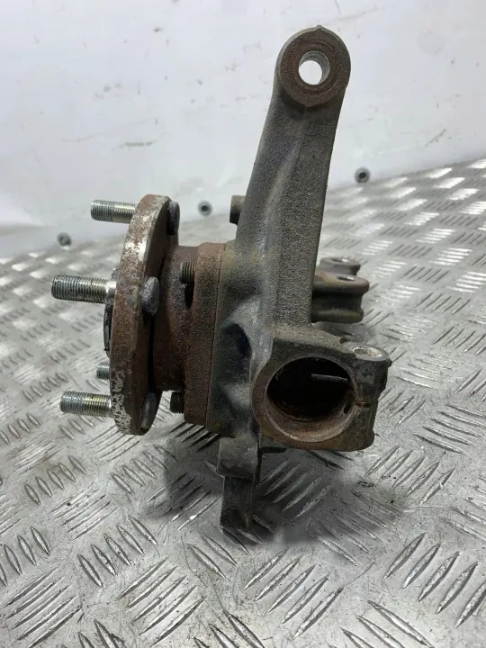 Etupyörän navan OEM FBZ28215 - Subaru OE image 3