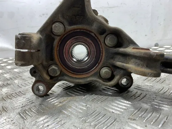 Etupyörän navan OEM FBZ28215 - Subaru OE image 4