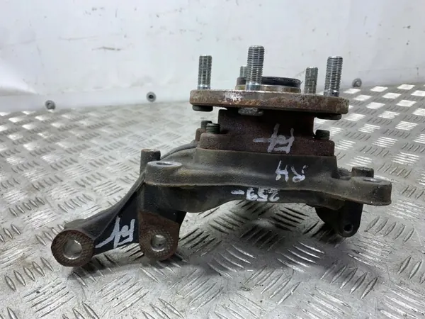 Etupyörän navan OEM FBZ28215 - Subaru OE image 5