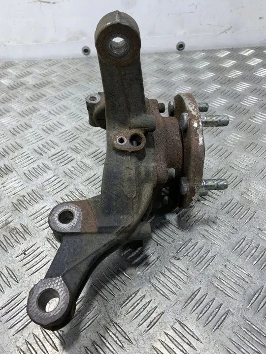 Etupyörän navan OEM FBZ28215 - Subaru OE image 6