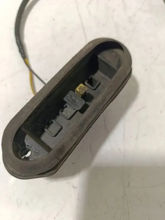 Contacteur de porte OEM 1395688080 pour Citroen image 3