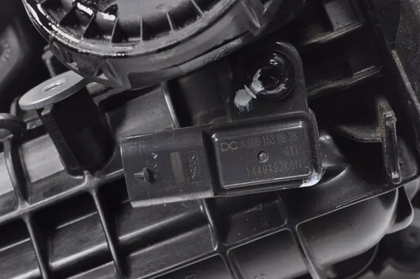 NISSAN QASHQAI III J12 1.3 DIG Coletor de admissão A2821402000 image 4