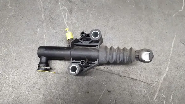 306105360r cilindro de embreagem Renault Trafic III 1.6dci image 2