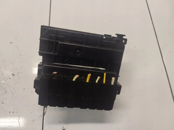 Caixa Módulo BSM Peugeot OEM 9661708280 Usado image 3