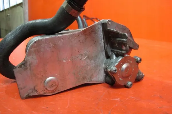 BMW OEM automatväxellådans kylledningsledningar image 6
