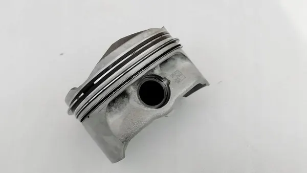 BMW X3 X1 Z4 E83 E93 N53 N43 2.0B Kolv OEM image 3