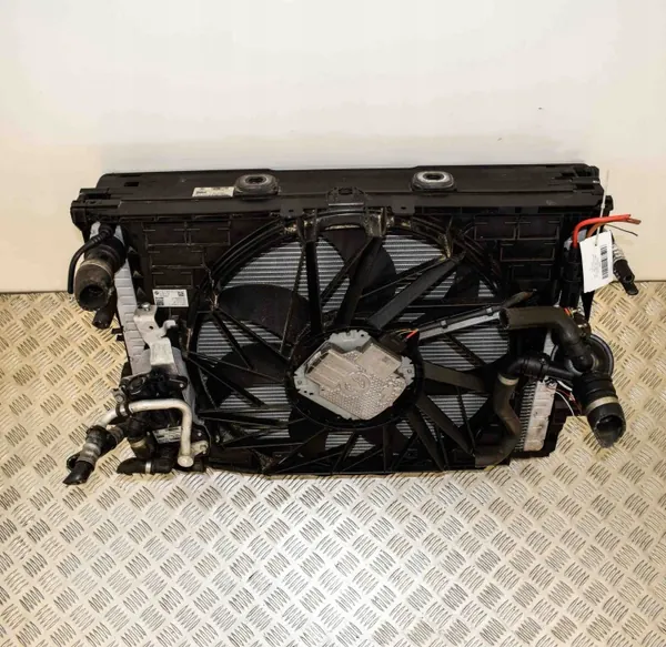 Pièces refroidissement OEM 7589031 pour BMW 5 F10 2010 image 3