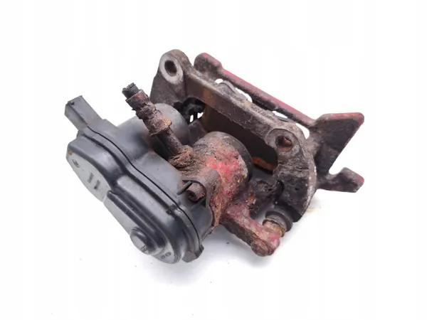 Audi A4 Taka jarrupuristin OEM 32335478 2.0 TDI image 6