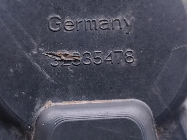 Audi A4 Taka jarrupuristin OEM 32335478 2.0 TDI image 7