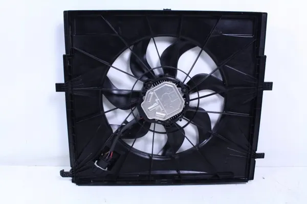Mercedes-Benz Radiatorventilator OEM A4479060412 - Gebruikt image 2