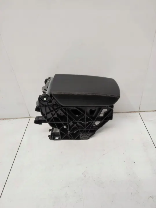 Accoudoir OEM 5FF864207A Cupra Formentor - Occasion image 3