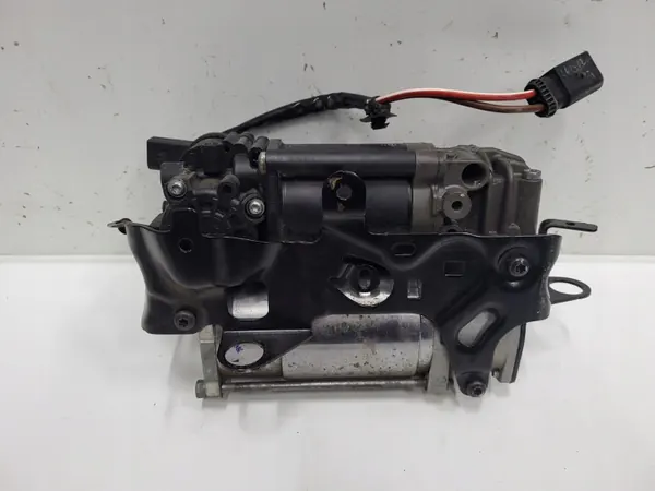 Compressor suspensão OEM 4430201701 Mercedes Classe E image 3