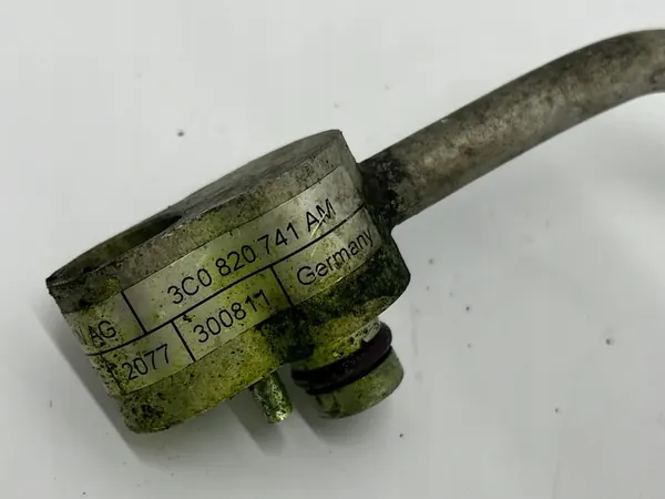 VW PASSAT B7 1.4TSI Ilmastointiputki 3C0820741AM image 6