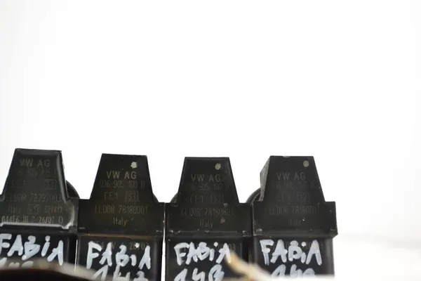 Bobina de ignição SKODA FABIA I POLO 1.4 036905100D 036905715E image 2