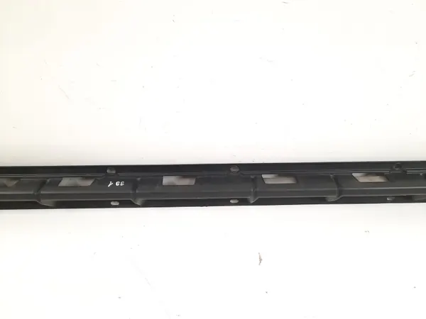 BMW X5 E53 kynnyskiinnike OEM 8408709 - Käytetty image 4