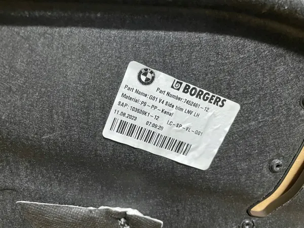 OEM 7452461 Linker Kofferbakzijbekleding BMW X3 G01 LCI image 3