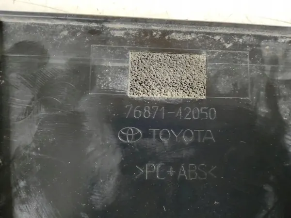 Toyota RAV4 XA50 2020 bakluckespoiler OEM 7687142050 image 7
