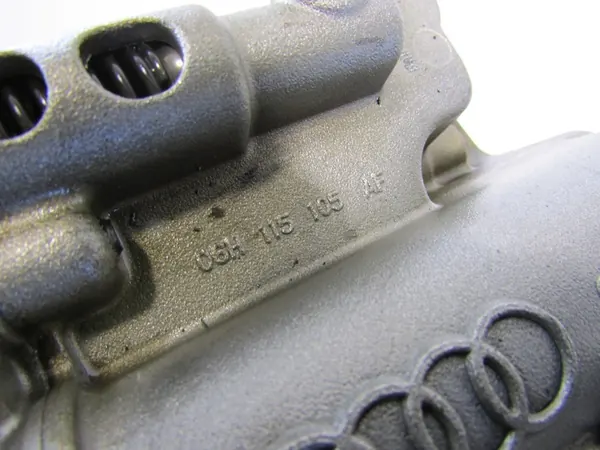 Olje pump Seat Exeo 2.0 TFSI Audi A4 B7 image 3