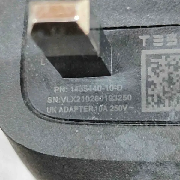 Tesla Model Y batteriladdningskabel OEM 145544010D image 7